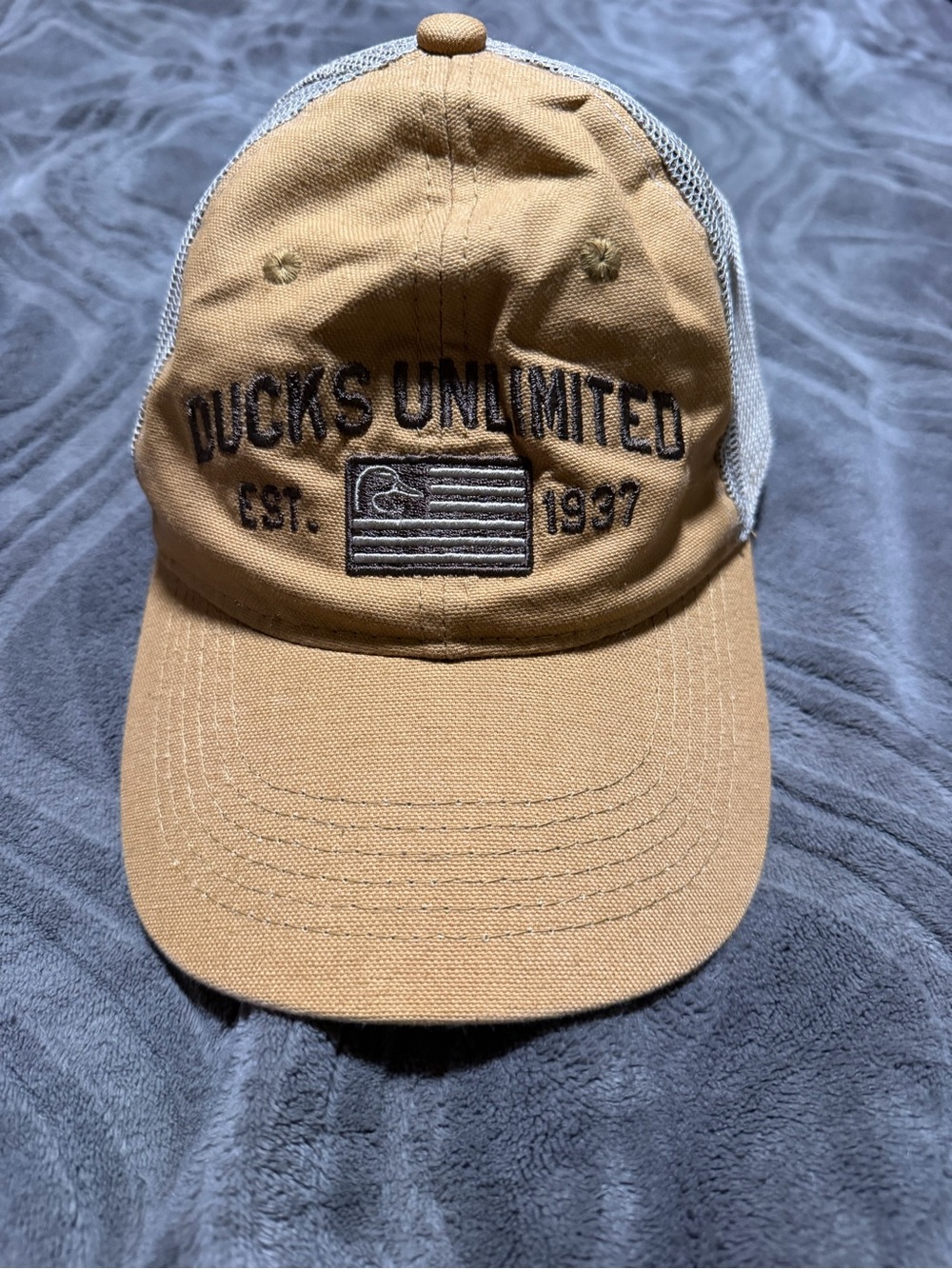 Ducks Unlimited Tan & White Trucker Hat